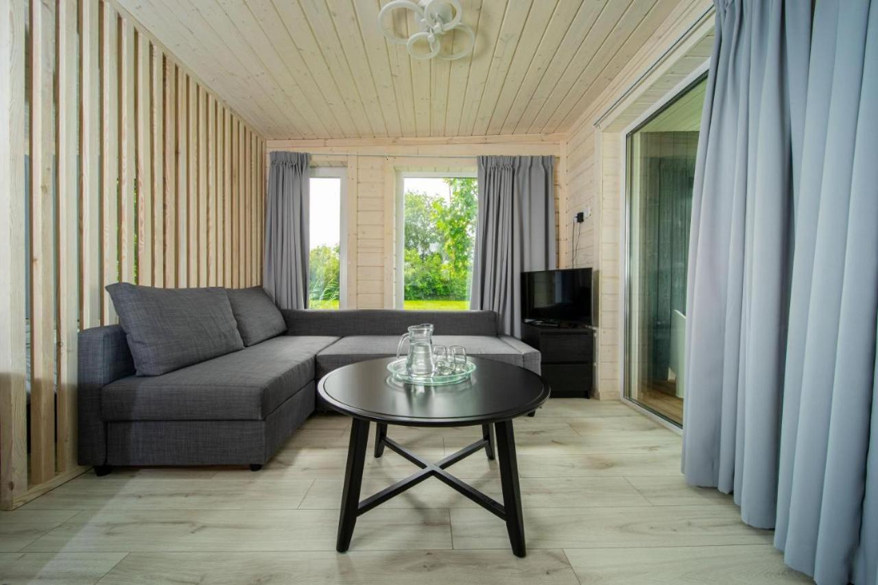 Tiny House Aan Het Water Op De Appelhof Villa Wommels Exteriör bild